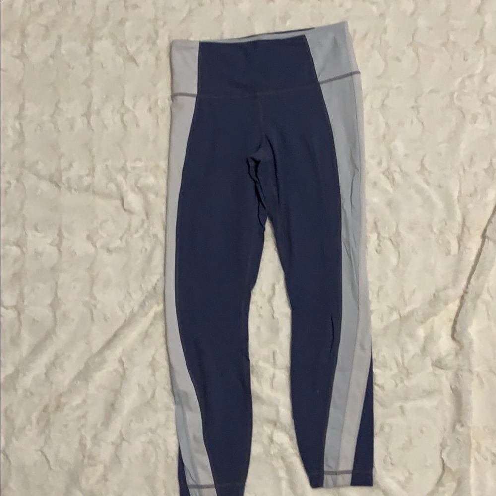 Athletes leggings size small.